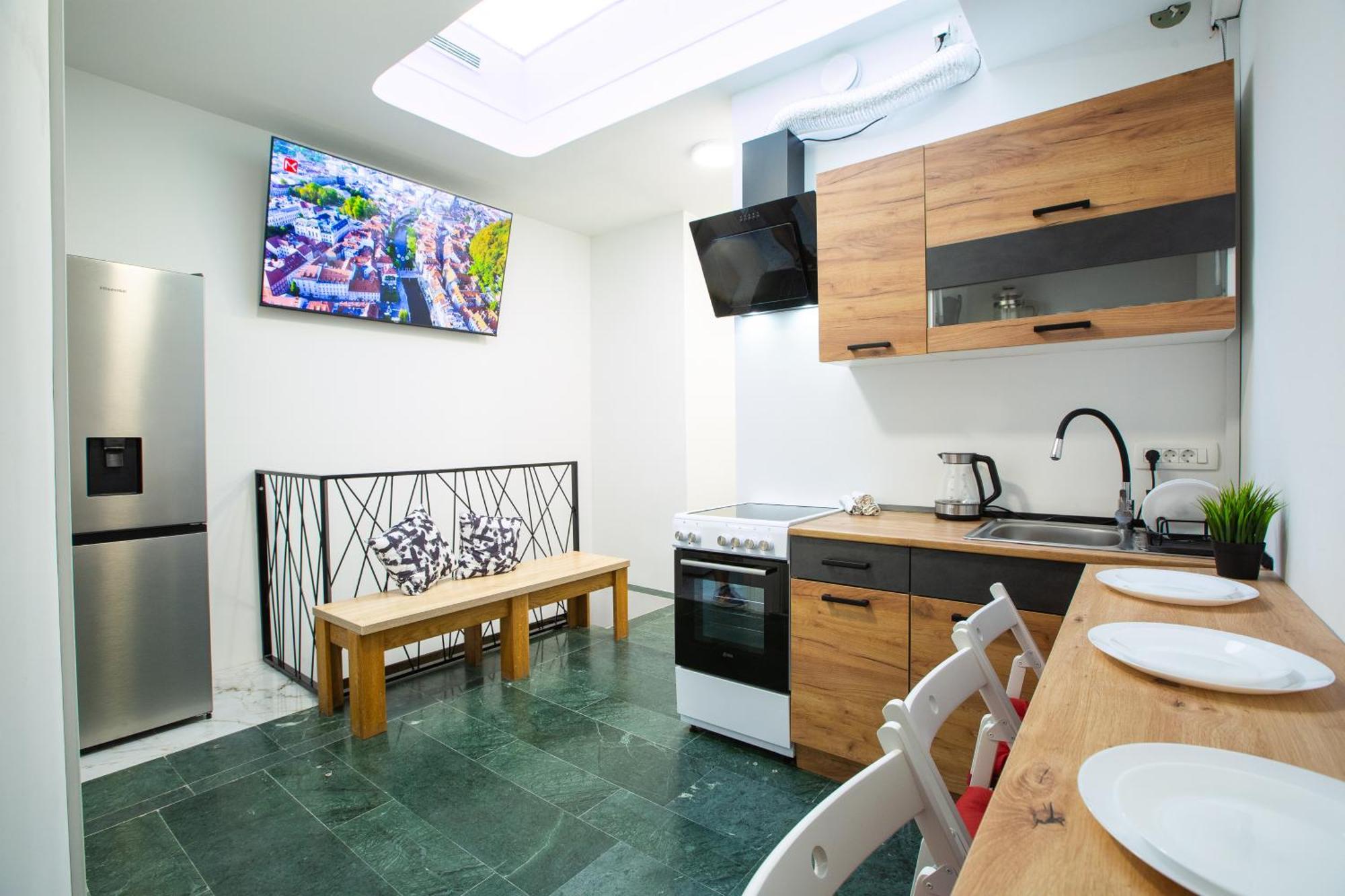 Aisha Hostel Ljubljana Bagian luar foto